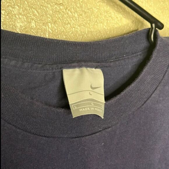 Y2K Nike Embroidered Swoosh T Shirt Large - Picture 4 of 4
